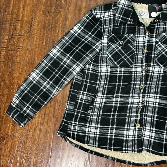 Sage Collective Women's Black/ White Plaid Faux Fur Lining Size Large LJ17 - Picture 4 of 10